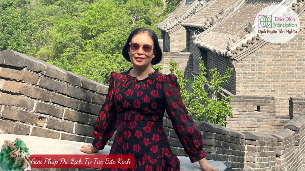 huong dan vien du lich tu tuc tai bac kinh