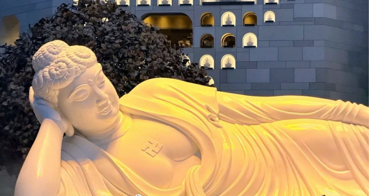 huong dan vien du lich tu tuc on chau