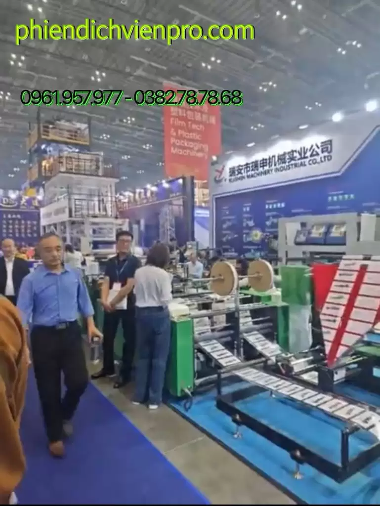trien lam thu hut nhieu doanh nghiep viet nam tham gia