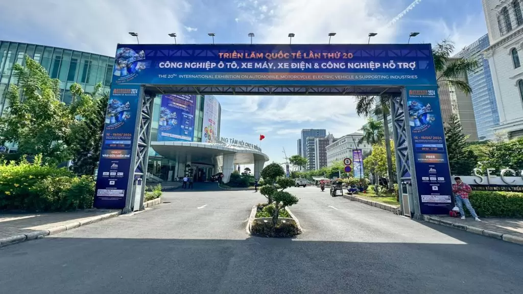 Trien lam quoc te O to va Cong nghiep Ho tro AutoTech & Accessories duoc khai mac ngay 16-19/5 tai SECC