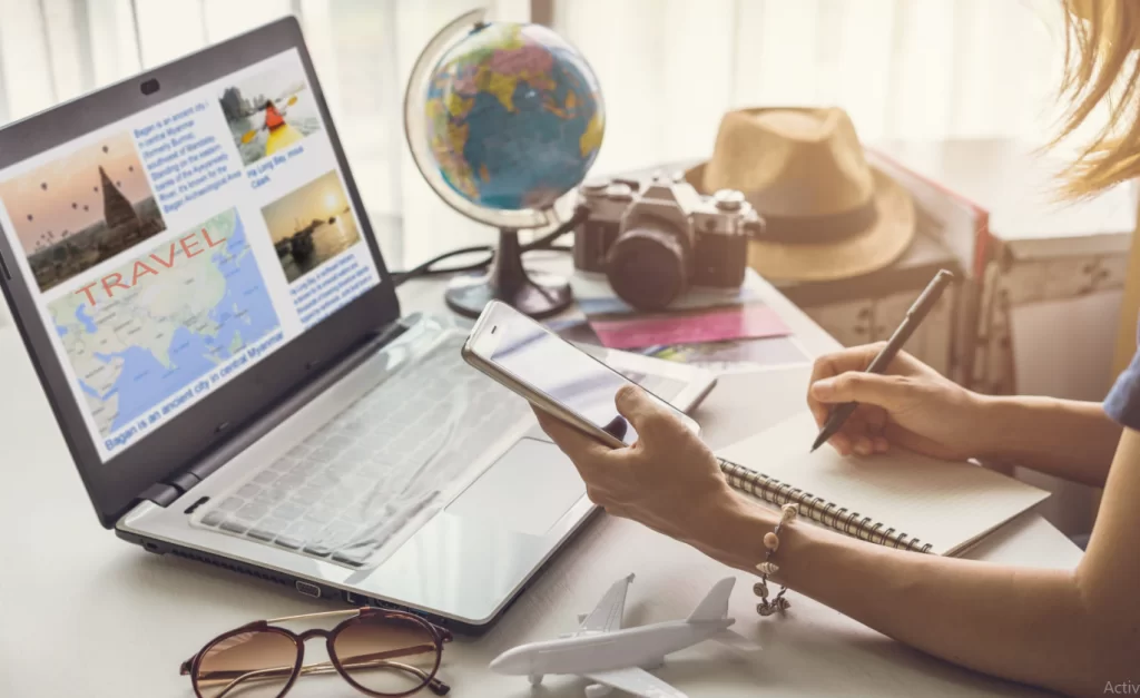 thiet ke lich trinh du lich